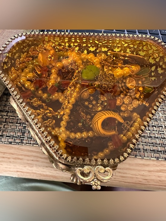 Jewelry - Vintage Treasure Jewelry and Box